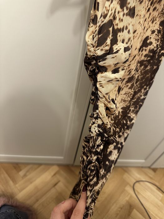 Рокля от зара нова