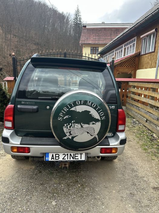 Suzuki Grand Vitara 2,5 Benzina