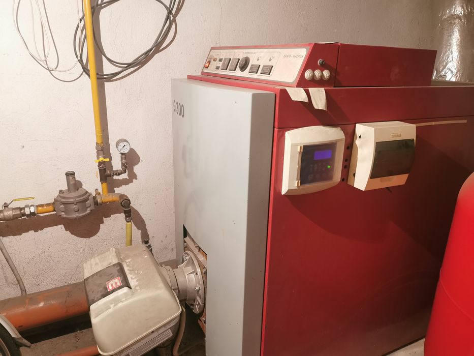 ГАЗОВ КОТЕЛ 220 КВ