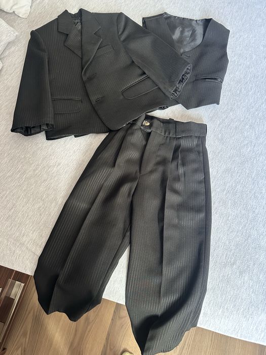 Костюм тройка на мальчика 3 года