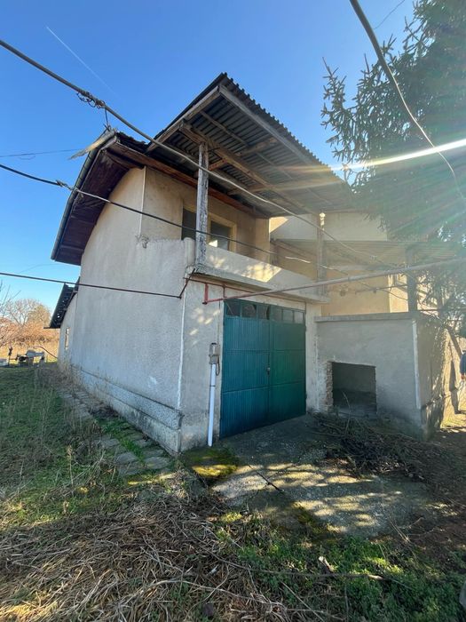 Продава се Къща в Стражица - 120 кв.м за 298 €/кв.м - Снимка #1