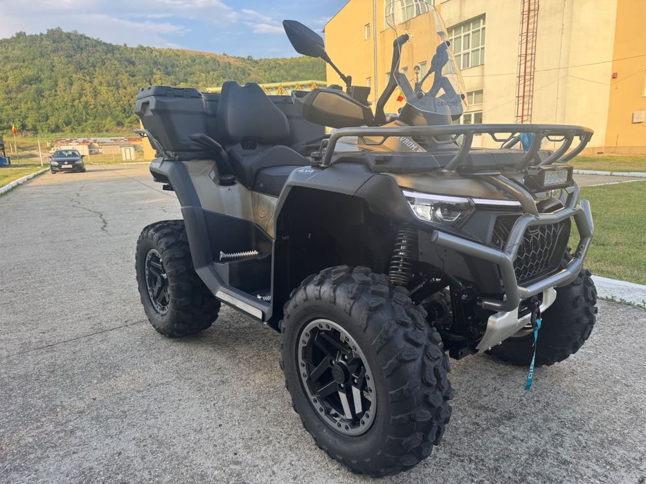 Vând CF Moto 1000 Overland 2025 cu 900 km