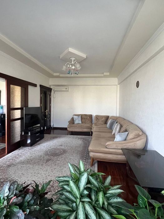 Сдается в аренду квартира 110 квадратов