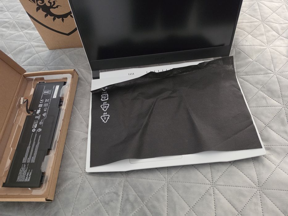 Msi Sword 15 Gaming laptop Като нов!