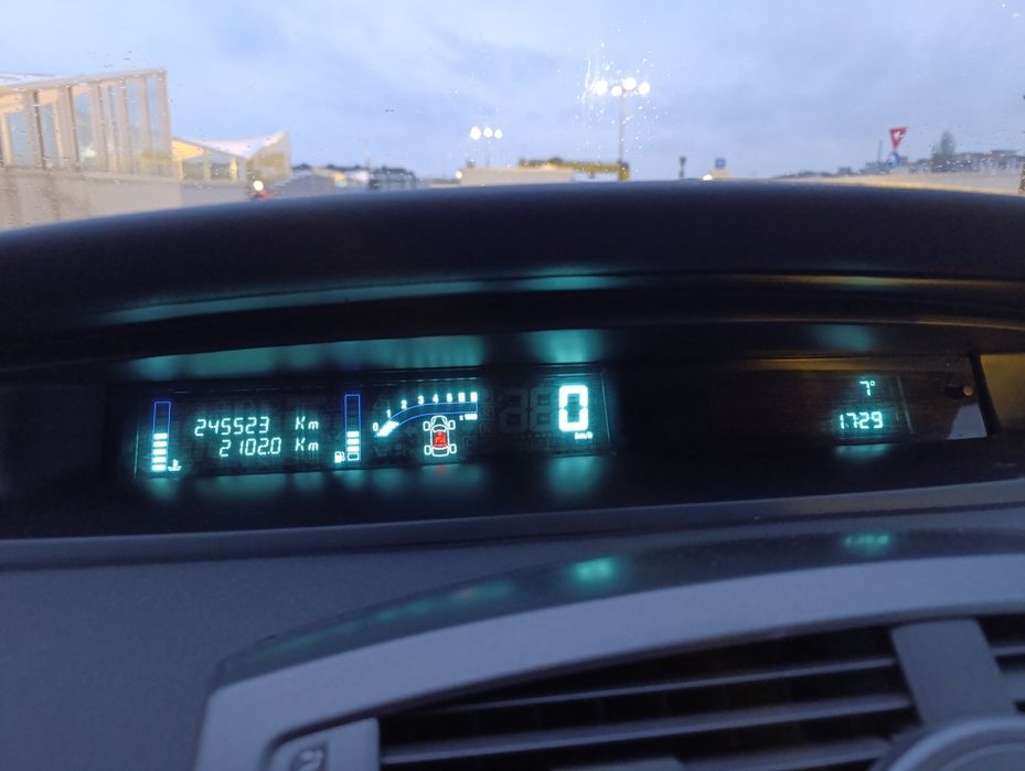 Renault Scenic 2, 1,6  gpl an 2004