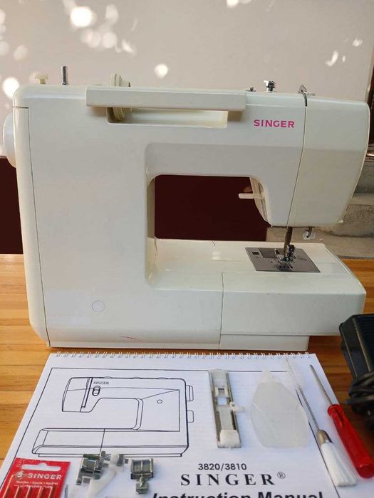 Singer Saturn 3825(USA). Год гарантии/Металл/Комплект.