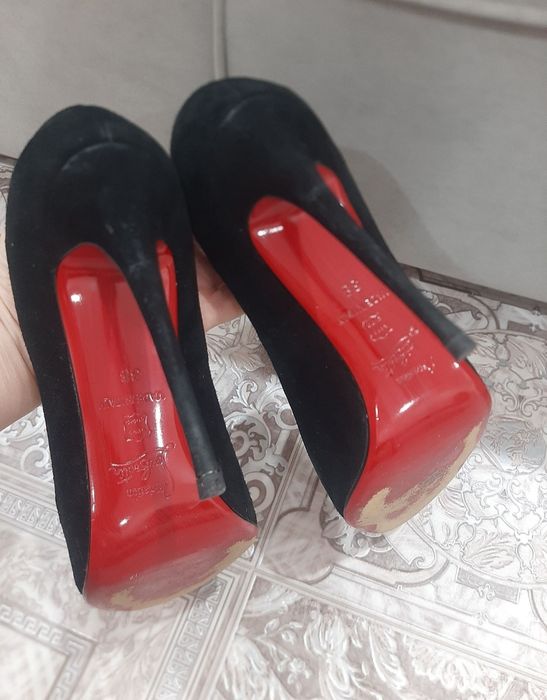 Лабутены 38 размер