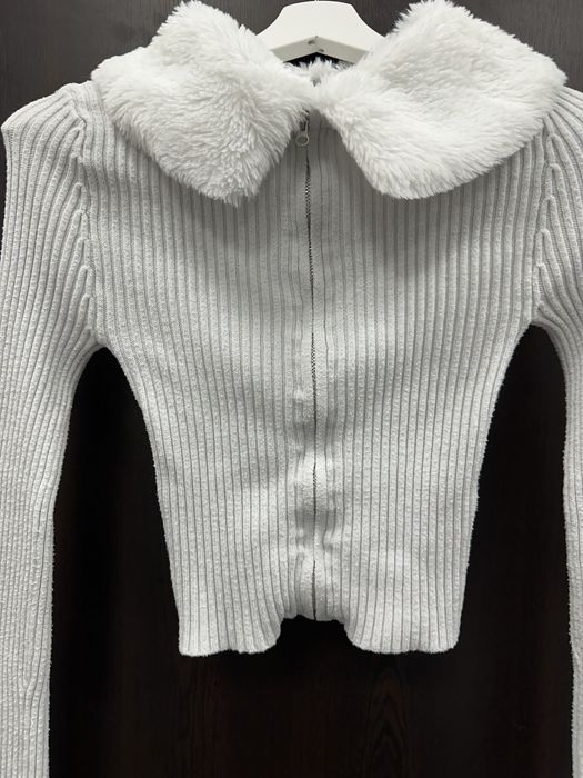 Дамска плетена блуза с пухкава яка – Terranova