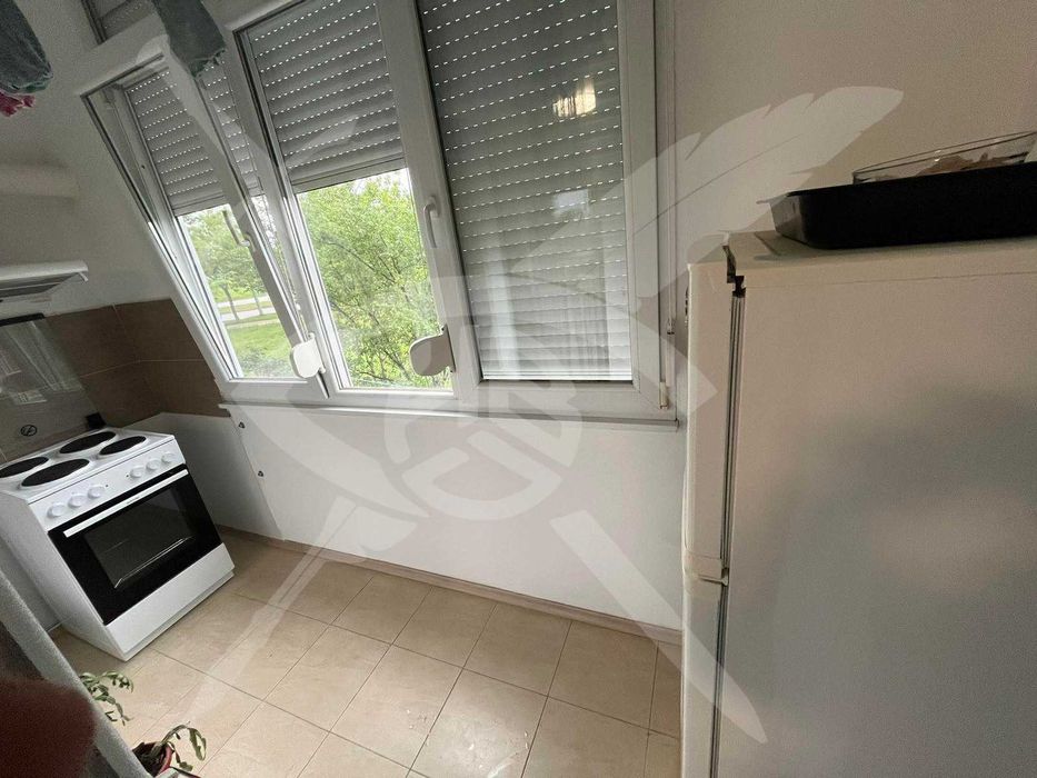 Дава се под наем Двустаен апартамент в Пловдив, Тракия - 50 кв.м за 98000 € - Снимка #4