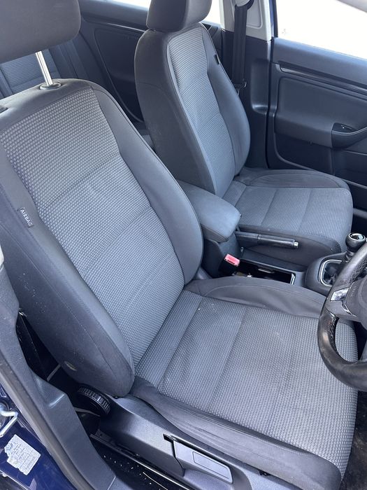 Фв голф 6 1.6тди комби на части / vw golf 6 1.6tdi