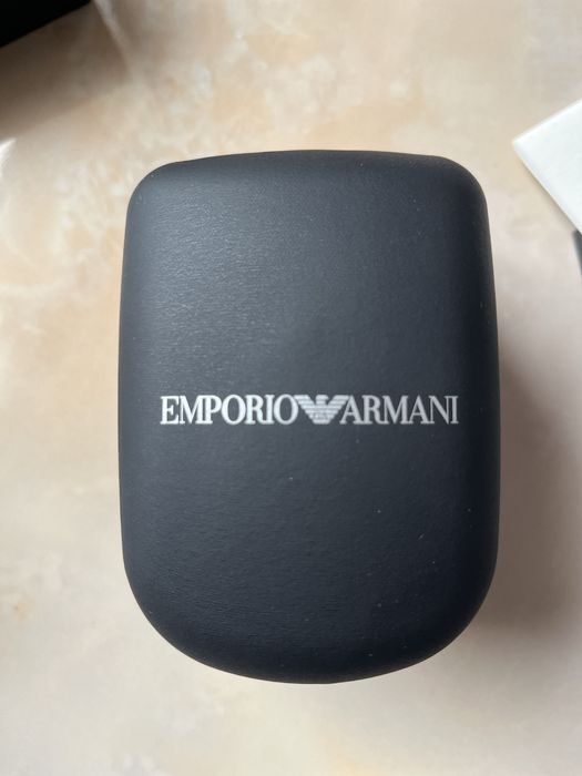 Часовник Armani