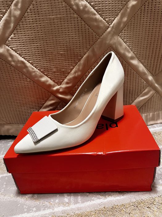 Продам обуви по 5000тг