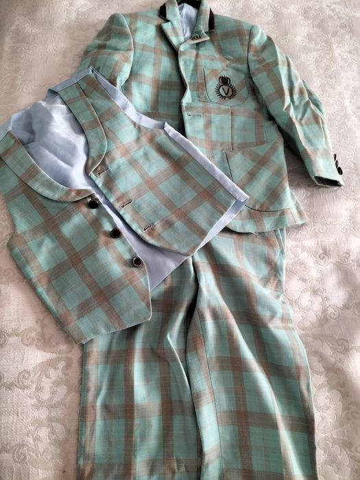 Костюм тройка для мальчика