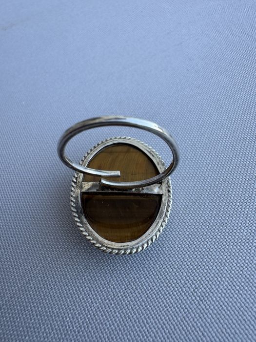 Inel din argint si ochi de tigru