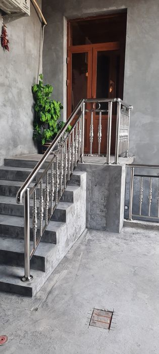 Нержавейка.  Nerjaveyka. Perila. Гардеробная вешалка