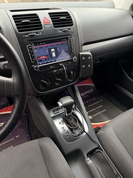 Volkswagen Golf 5  DSG 2009