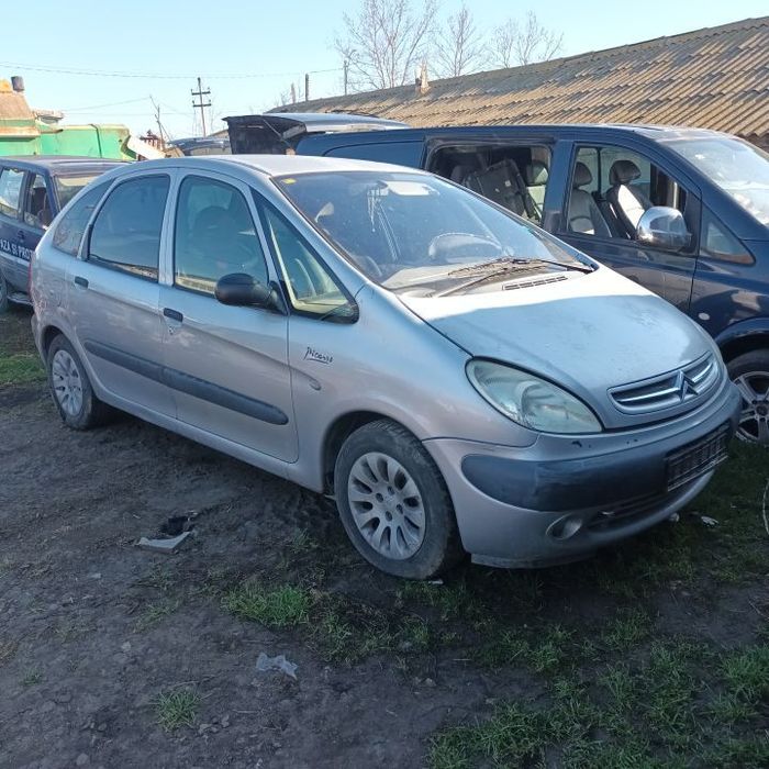 Dezmembrari  Citroen XSARA PICASSO (N68)  1999  > 0000 2.0 HDi Motori
