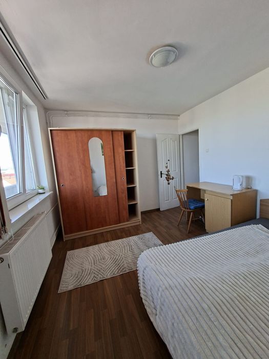 Caut colega de apartament