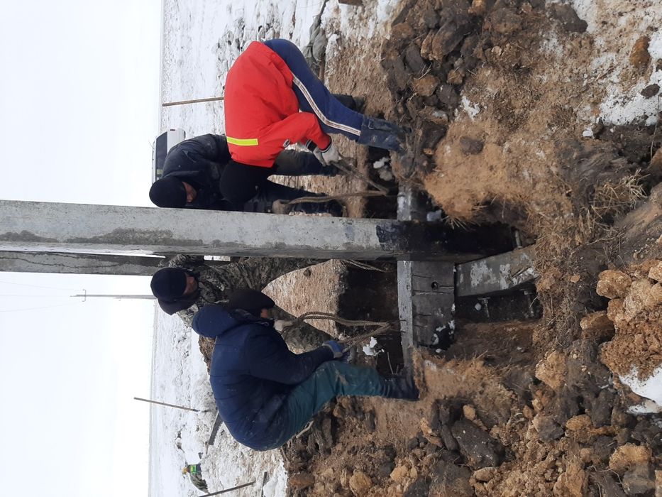 Копаем в ручную ямы