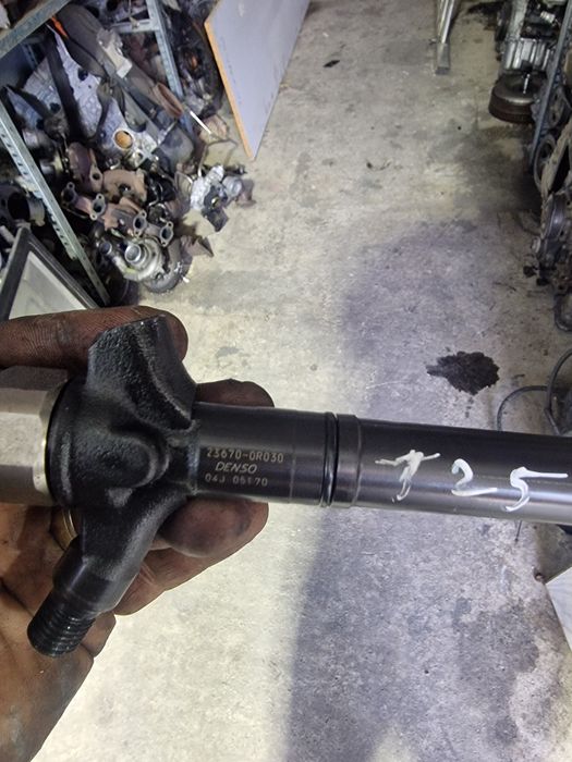 Injector/injectoare Toyota Avensis T25 motor 2.0crdi,1AD-FTV