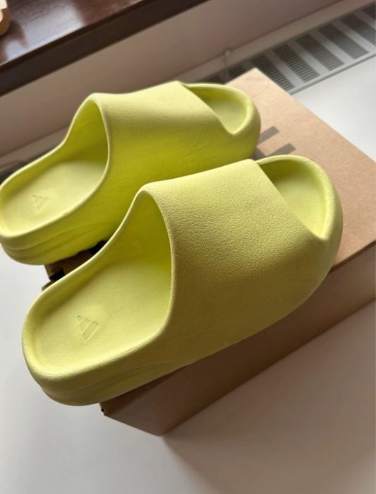 yeezy x adidas slides glow green 37