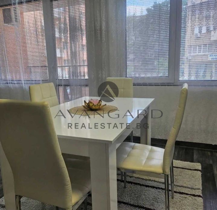 Продава се Двустаен апартамент в Пловдив, Кючук Париж - 63 кв.м за 2148 €/кв.м - Снимка #3