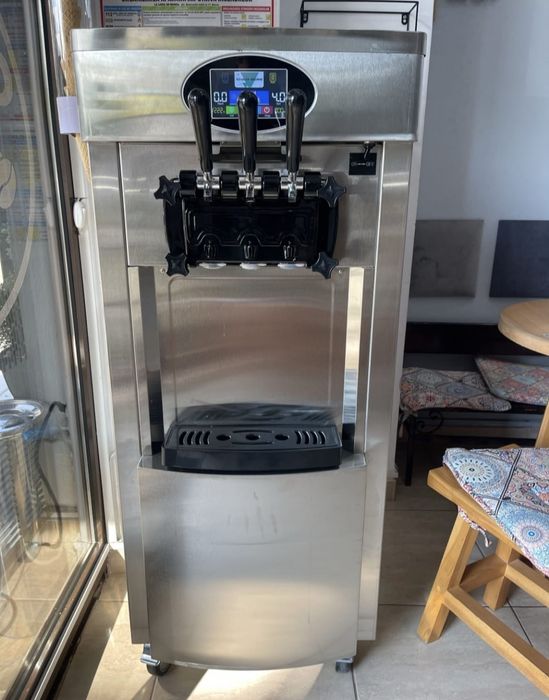 Masina de înghețată cu pompe compresoare Panasonic - preracire
