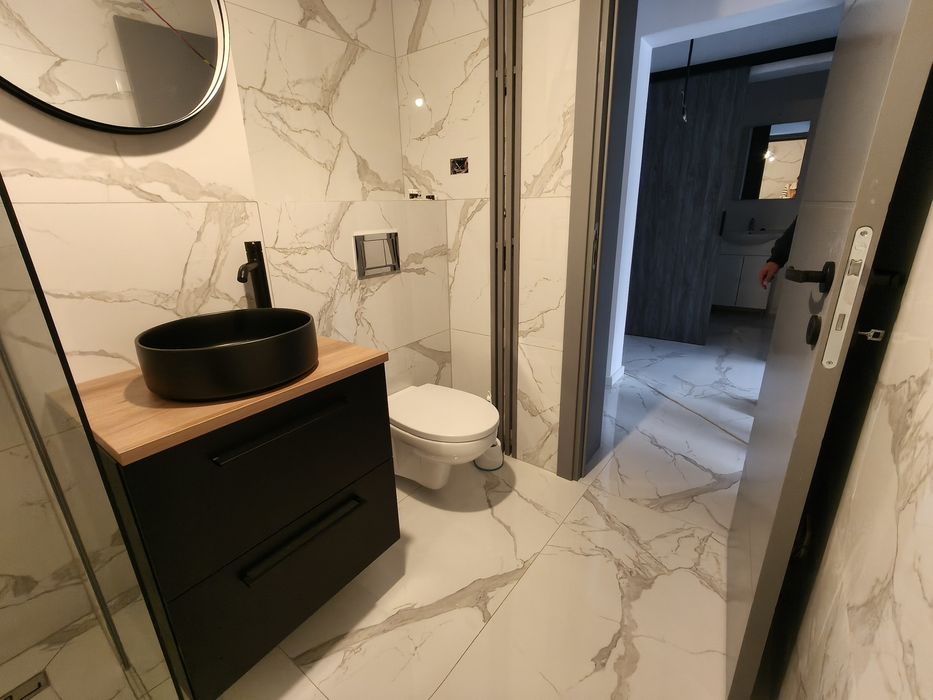Apartament 3 camere,  70 MP , et 3