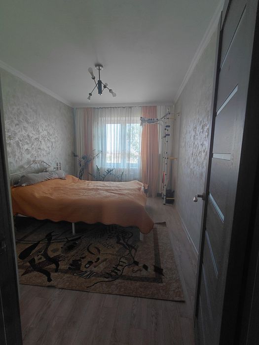 Продам 2-комнатную квартиру