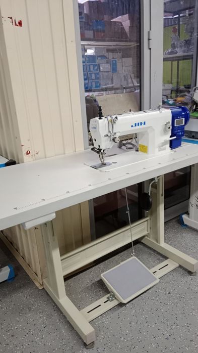 Швейная машина для толстых материалов