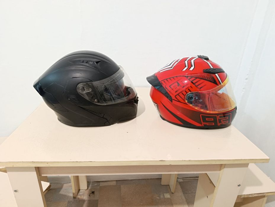 Шлемы б/у для мопеда