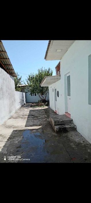 Срочно сдается дом 3 комнаты,1,5 сотки.Фуд сити.