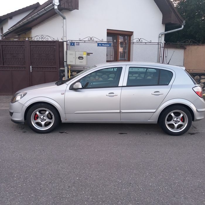 Opel astra H benzina