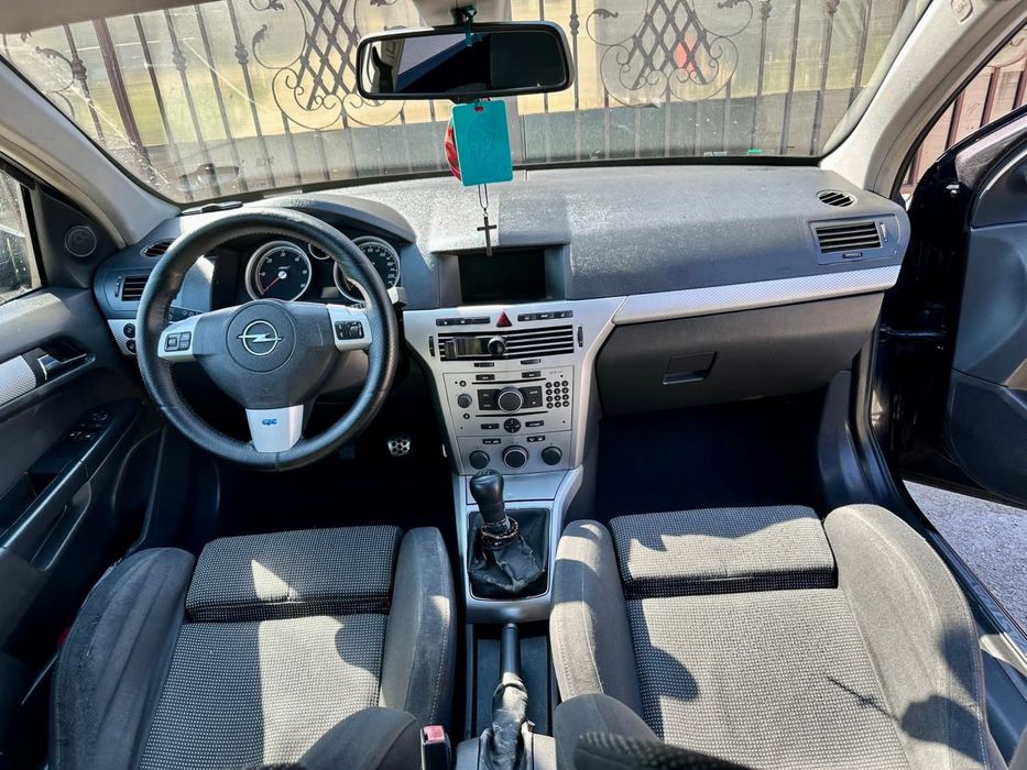 Opel Astra H , pachet OPC