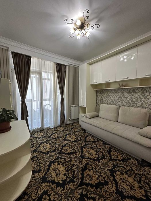 Apartament 4 camere, 100mp in Mamaia-Sat