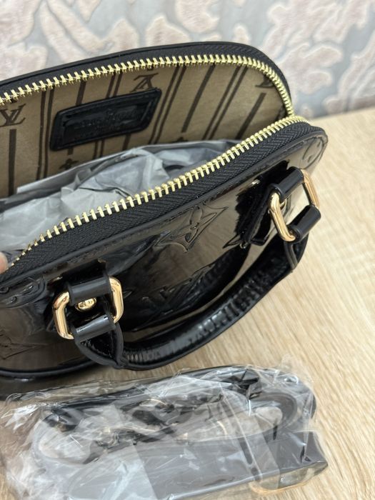 Мини черная сумочка