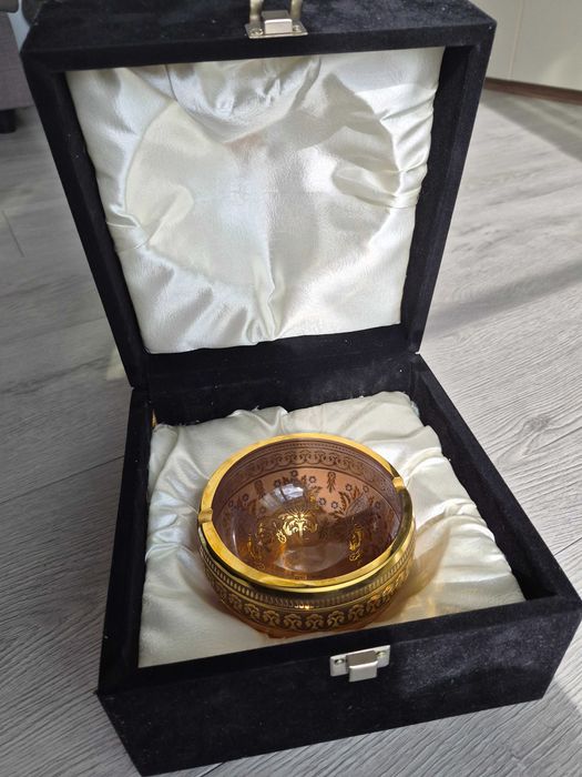 Scrumieră lux Decorium Aur 24K , cutie catifea