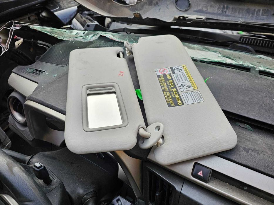Солнцезащитные козырьки Toyota rav4