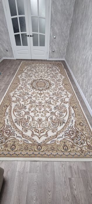 Продам Ковер в отличном состоянии