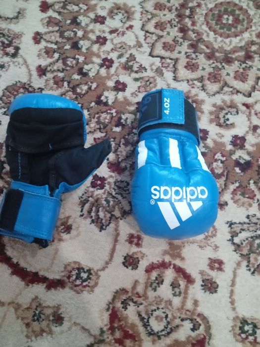 Перчатки кикбоксинг рукопашный бой