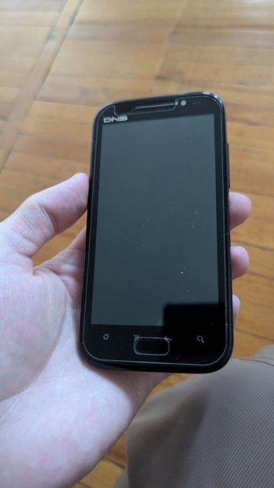 DNS Rossiyadan olingan telefon sotiladi