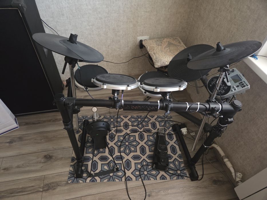 Ударная установка, электронные барабаны, behringer XD80USB