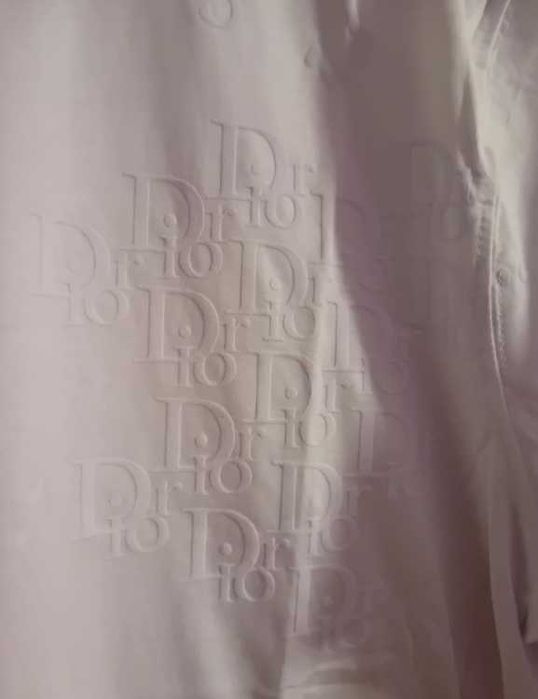 Чисто нова оригинална тениска Cristian Dior
