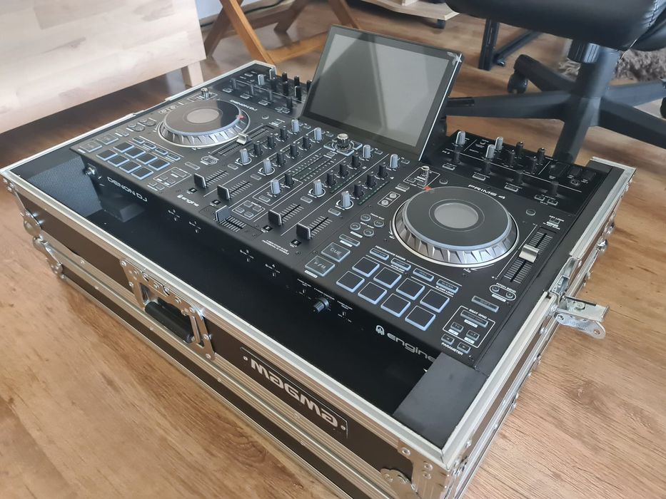 De vanzare Consola DJ  Denon Prime 4