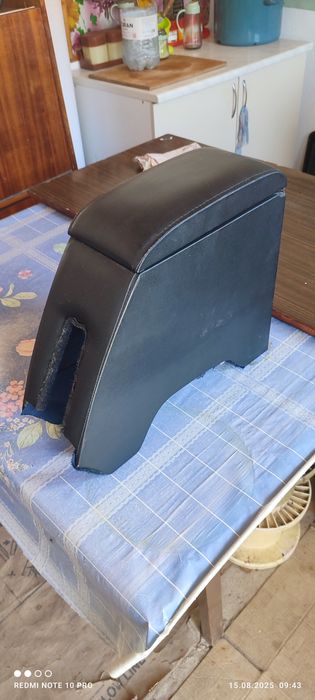 Универсальный подлокотник