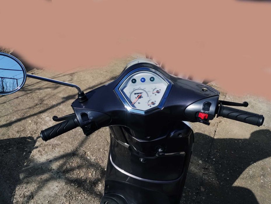 Scuter benzină second hand cu acte ieftin