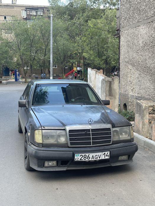 Mersedec benz w124 3л