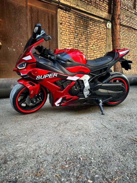 Детский мотоцикл Honda CBR из первых рук