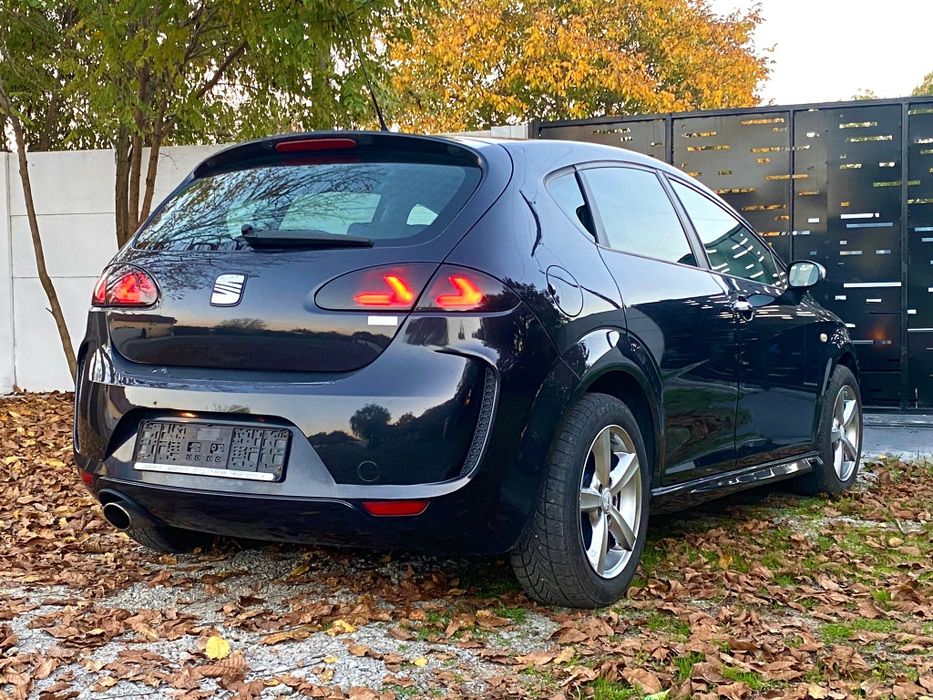 Seat Leon   2008 mot 1.9