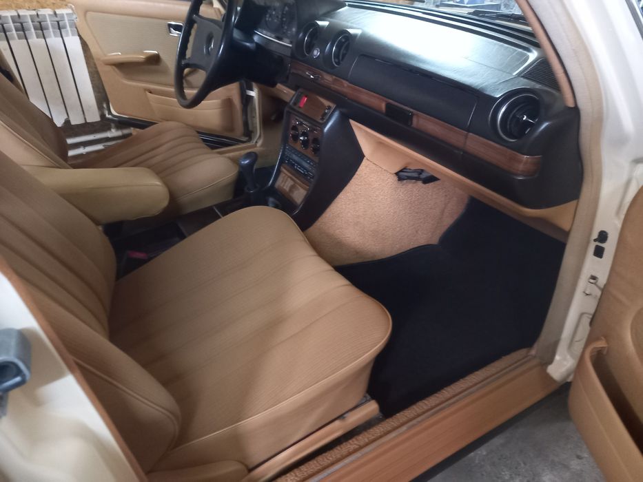 Мерседес 123,в отличном состоянии